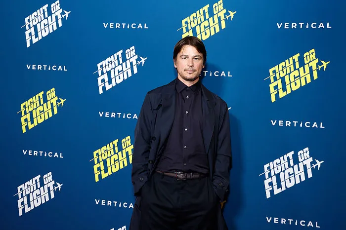 Josh Hartnett– UK