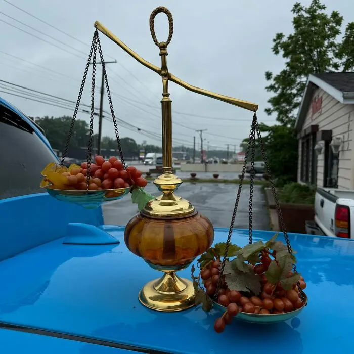 Pretty Cool Retro Balancing Scale!