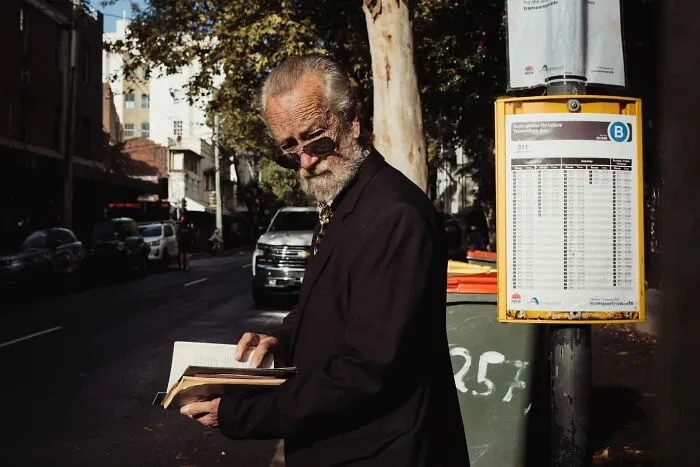 48 Candid Street Photos By Alex McClintock That Tell Stories Without Words