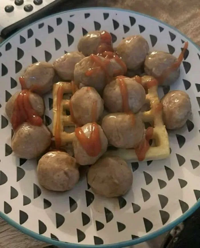40 Food Plates Nobody Should Eat If They Value Their Health And Sanity