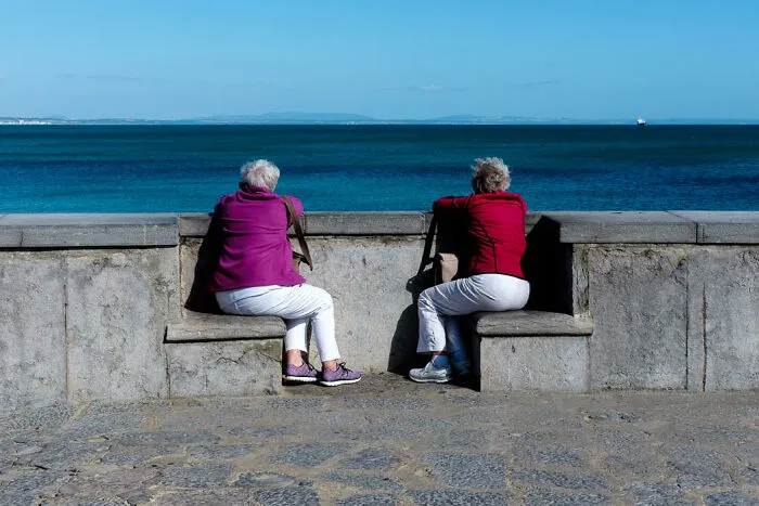 30 Candid Street Photos By Polly Rusyn That Might Make You See The World Differently