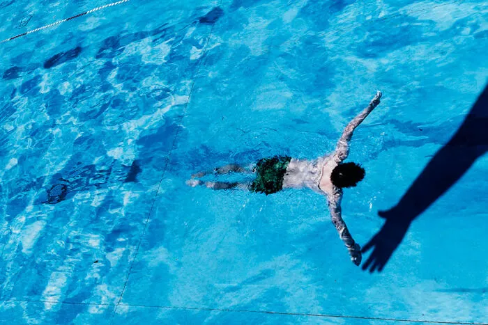 30 Candid Street Photos By Polly Rusyn That Might Make You See The World Differently