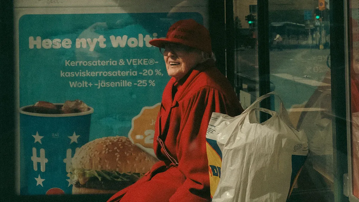 Perfect Symmetry, Deep Shadows, And Stillness: 30 Street Photographs By Tommi Viitala