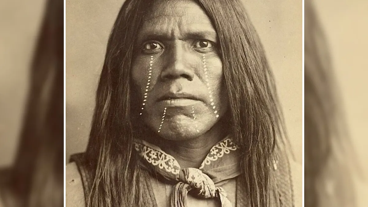 These 32 Striking Images Captured Native American Men More Than 100 Years Ago