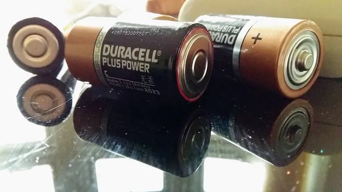 People Point Out 50 Popular Products With Design Flaws Everyone Has Just Learned To Accept