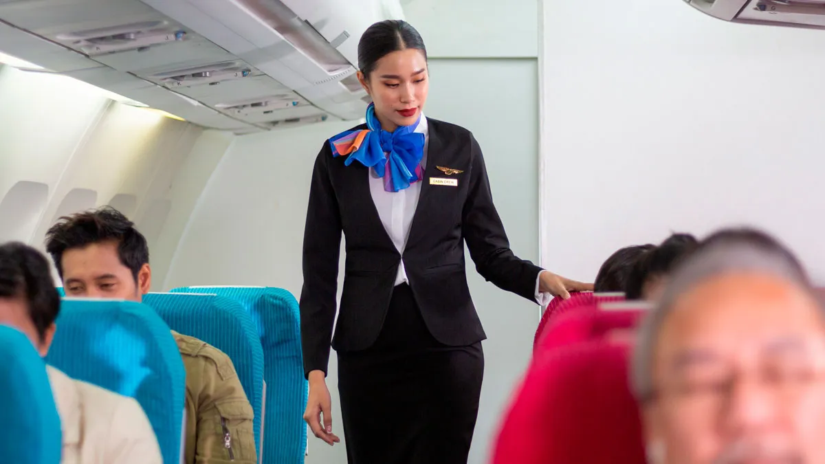 “Should Have Bought Seats Together”: Woman Forces Childcare Onto Stranger, Crew Intervenes