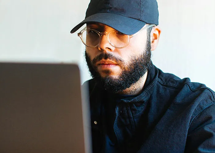 35 People Share The Most Unhinged Things Their Colleagues Did At Work
