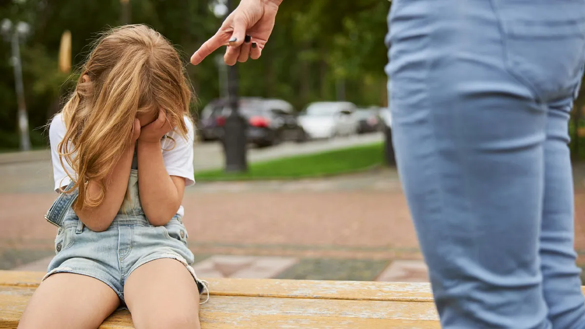 40 Times Terrible Parents Revealed Their True Ugly Colors To The Public