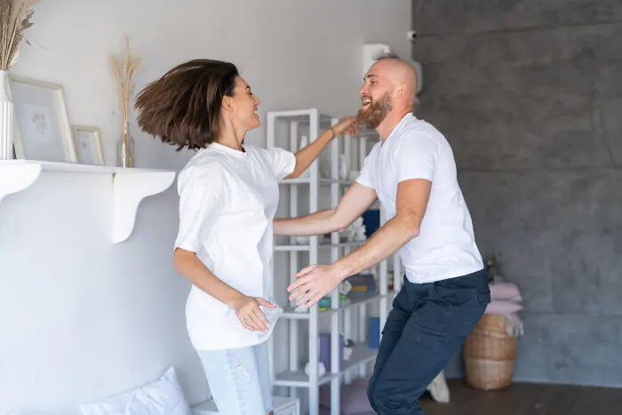 Couples Reveal 45 Weird Things They Do That Keep Their Relationship Strong And Fun