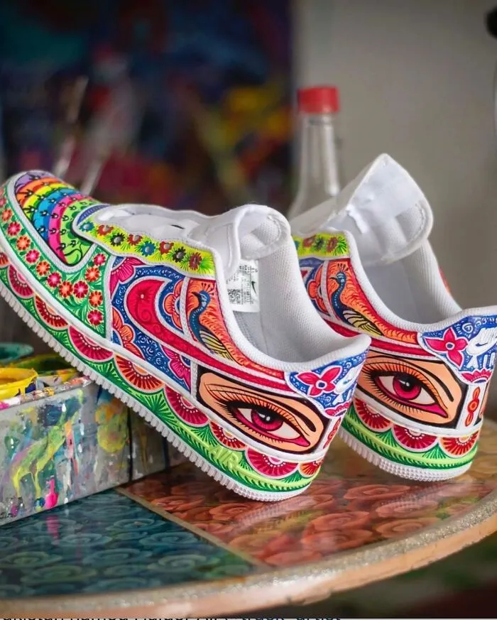 50 Times Artist Transformed Ordinary Objects Into Eye-Catching Pieces Of Art