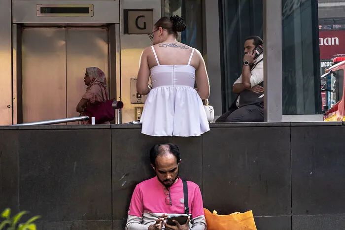 50 Unscripted Street Photos That Show The World The Way It Is By Joseph Cheung