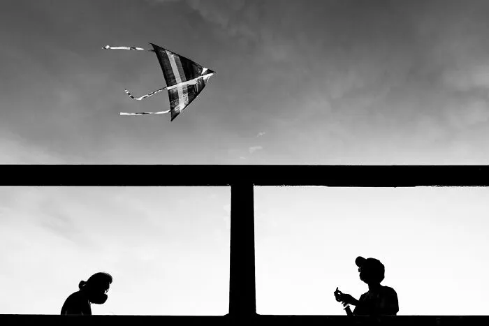 50 Unscripted Street Photos That Show The World The Way It Is By Joseph Cheung