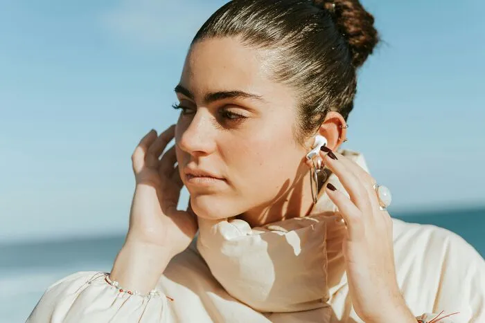 30 Bizarre Things Women Found Out Others Actually Go Through Too