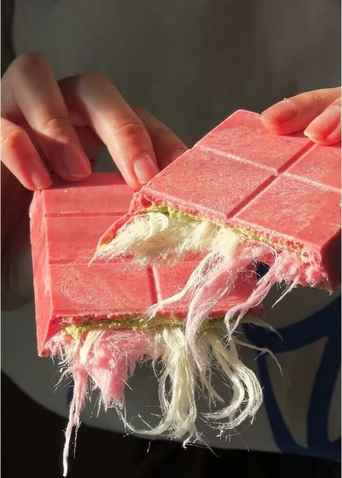 Your Taste Buds Are About To Experience A Level Of Delicate Deliciousness They Probably Didn't Even Know Existed, Thanks To The Ethereal Wonder That Is <a Style="Display:inline;" Href="Https://Www.amazon.com/Angel-Hair-Chocolate-Strawberry-Pistachio/Dp/B0f3w95btl?crid=28uwva0yvlxz8&dib=eyj2ijoimsj9.cypssnkx-Pca4fu6rmdgkqvgywyp3mf80gnjqekhyx8gqaxtaz7ypr6_nvkknz2lwvmqzwsd2nqqtqfkr4mv14egtks2zmdyeikt3qivkl6sp2zwcll4r_ddzkrwhksrdqo4vimz1brdimncrjxeuf1yr_dvxtdc01xweiua7vtik7imnvcq_hq0g-Vldjk3zeplzodzxuwy6lvjs16fxgi2_d6cqxro57o-Vdgbattzrijra1i9kzse0qanpftpxdxyj2rmfeg3ya_4vxqn8ier-Ptm-Pbmmbqvqswaxp4.acm65fy6ssiph9joacijsnqvhjamaaakn-P8bxqyvv8&dib_tag=se&keywords=angel%2bhair%2bchocolate%2bbar&qid=1749646112&refresh=1&sprefix=angel%2bhair%2caps%2c284&sr=8-1&th=1&linkcode=ll1&tag=bpkoala-20&linkid=28b7bf6accf9579d919b1e302154997b&language=en_us&ref_=as_li_ss_tl" Target="_blank"><span Style="Font: Inherit; Color: #d74b1f;"> Angel Hair Chocolate</Span>