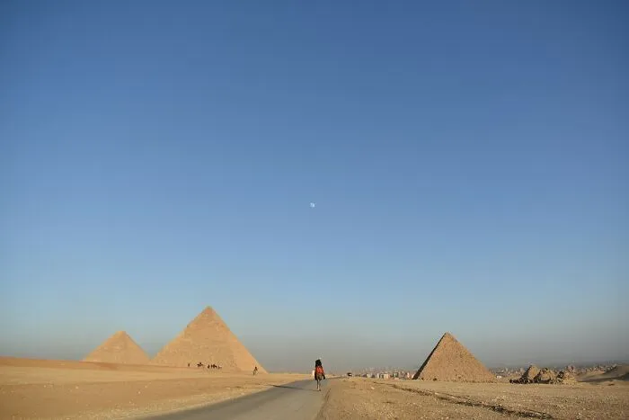 50 Disappointed Tourists Share Travel Destinations From Around The World That Aren’t Worth It