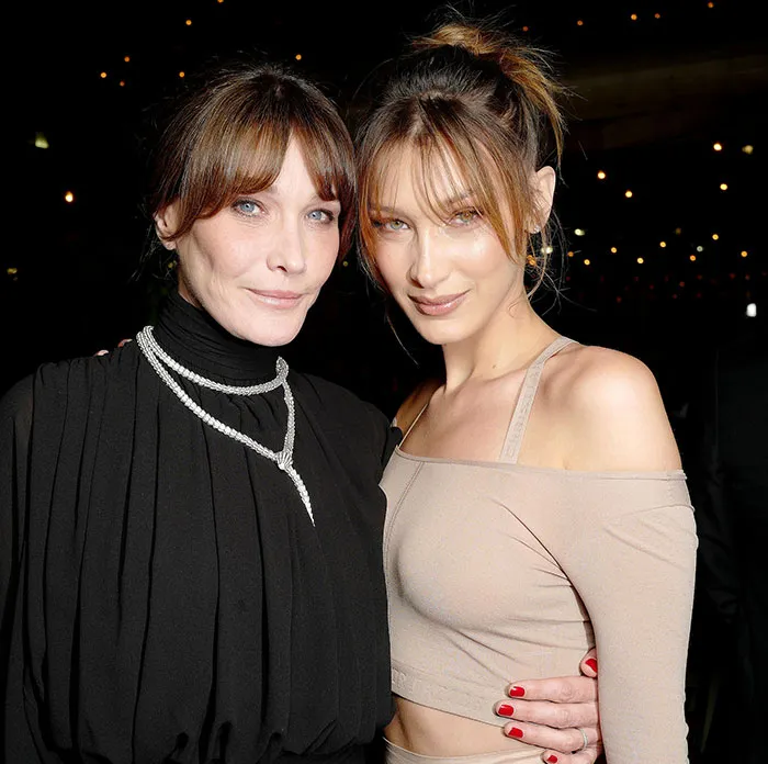 Carla Bruni y Bella Hadid