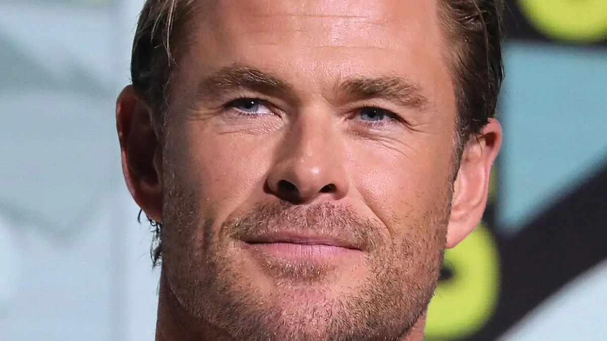 From Ordinary To Famous: 40 Celebrities And Their Pre-Fame Lives