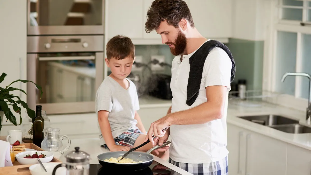 “My Sister Was Pissed”: Man Feeds Niblings While Sis Sleeps Till 1 PM, Finally Puts His Foot Down