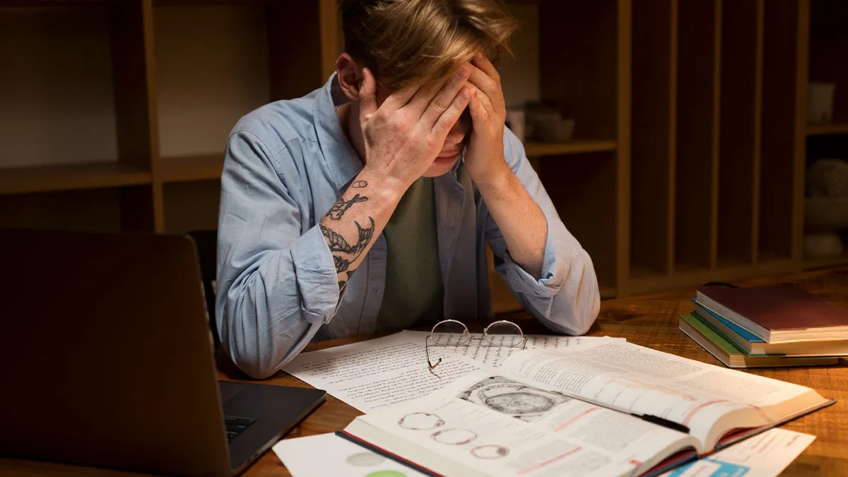 Guy Does Entire Thesis Alone, Finally Refuses To Let Partner Graduate With Him