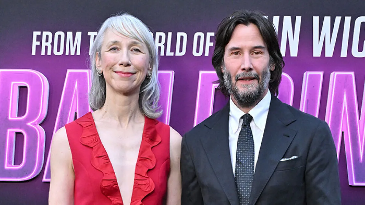 "I Go Hard For This": Keanu Reeves' Wedding Rumors Leave People Ecstatic After Red Carpet Event