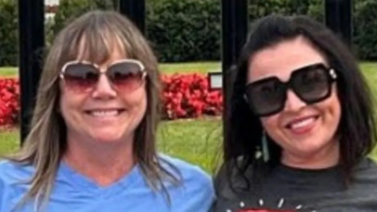 “Vile Woman”: Teacher Resigns Over Controversial T-Shirt Worn During White House Class Trip
