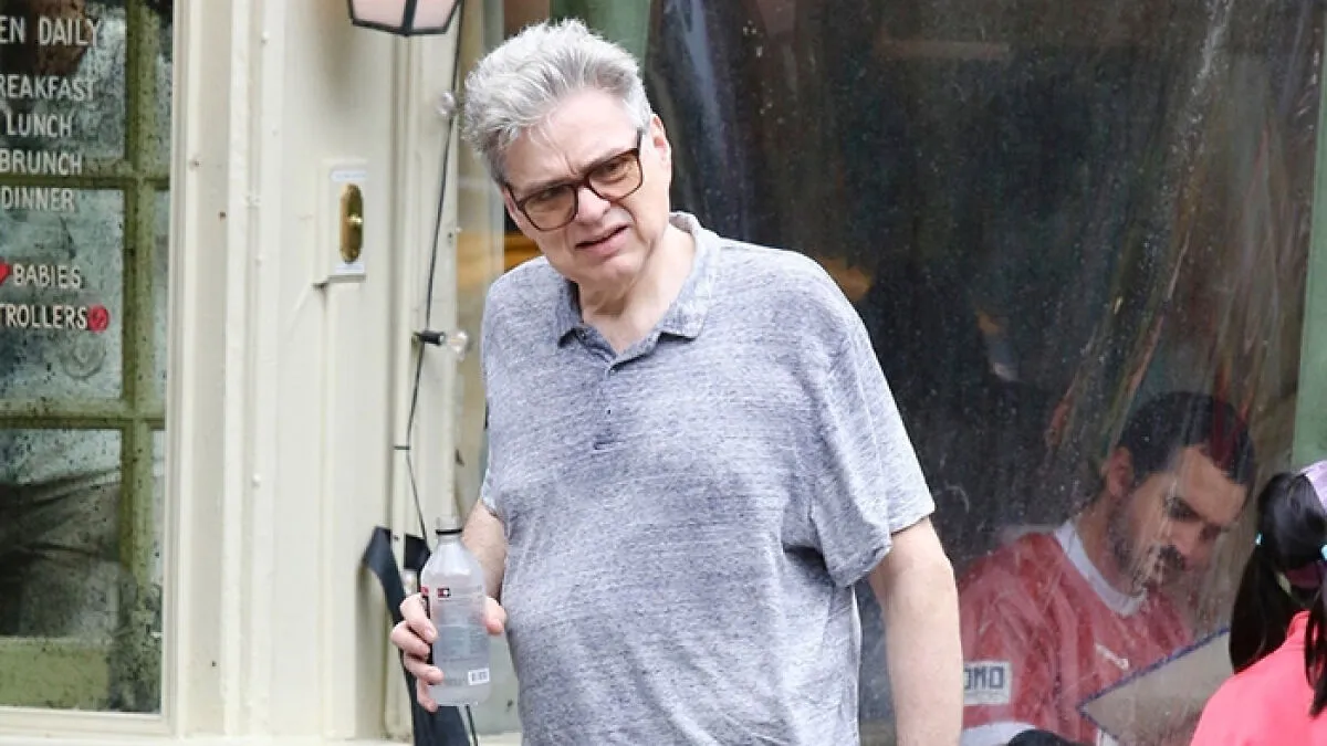 'Super Underrated' 90s Actor Looks Unrecognizable 35 Years After Appearing Alongside Julia Roberts