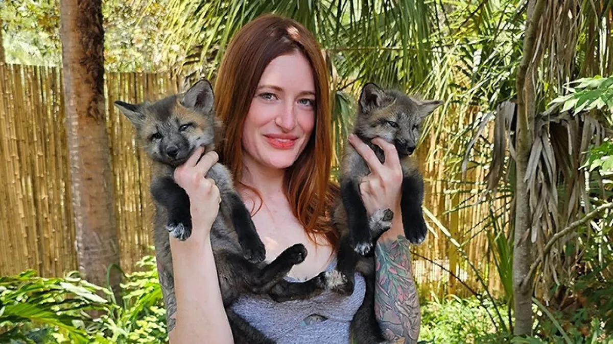 Woman Who Spent Years Rescuing Exotic Animals Takes Her Own Life At 29 After Being Bullied Online