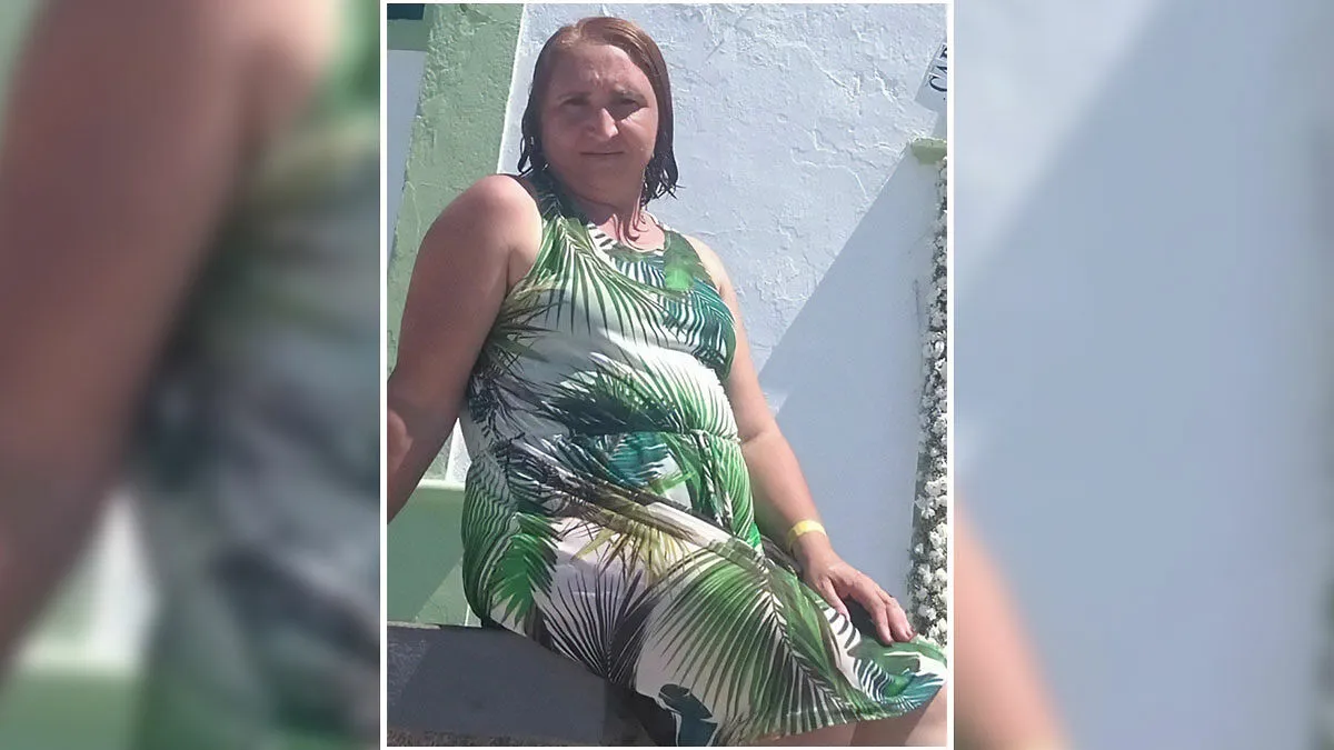 "Plot Twist": 53-Year-Old Woman's As Before-And-After Transformation Pics Go Viral