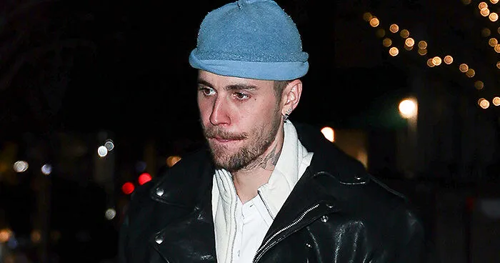 Justin Bieber's "Sad" Confession After "Aggressive" Meltdown At Paparazzi Raises Concerns