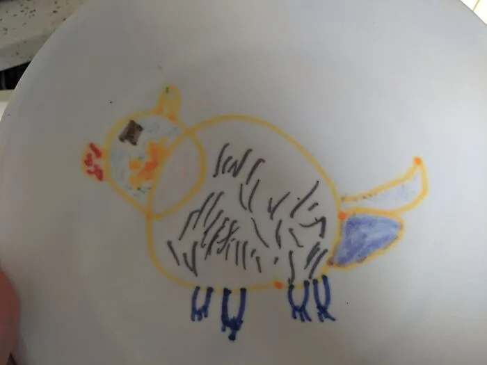 Teachers Online Share 30 Epic And Horrifying Results Of Letting Kids "Draw Anything" In Art Class