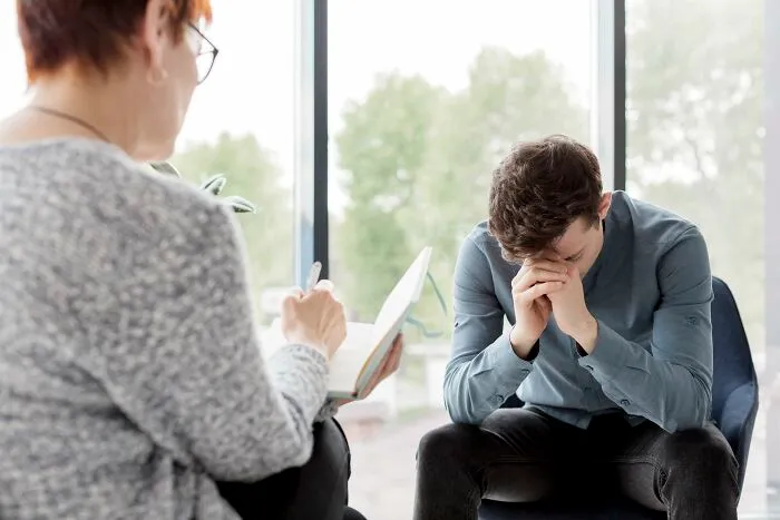 Therapists Reveal The Stories That Quietly Broke Their “No Judgment” Rule