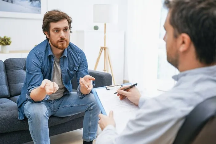 Therapists Reveal The Stories That Quietly Broke Their “No Judgment” Rule