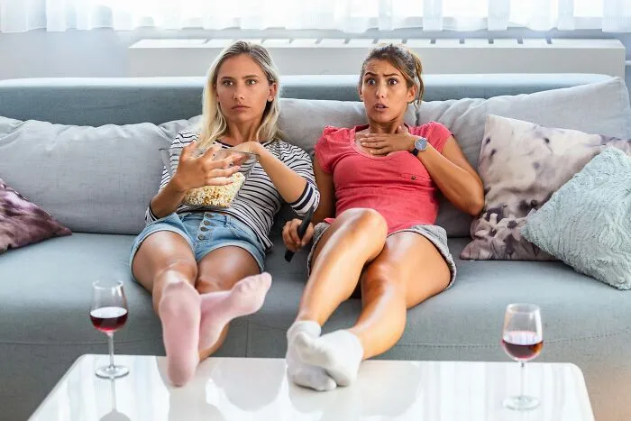 32 Trends That Disappeared Too Soon, From The Silly Ones To The Far-Too-Real