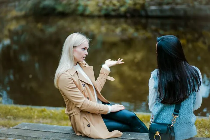 People Might Not Realize That These 40 Of Their Behaviors Scream That They’re Insecure