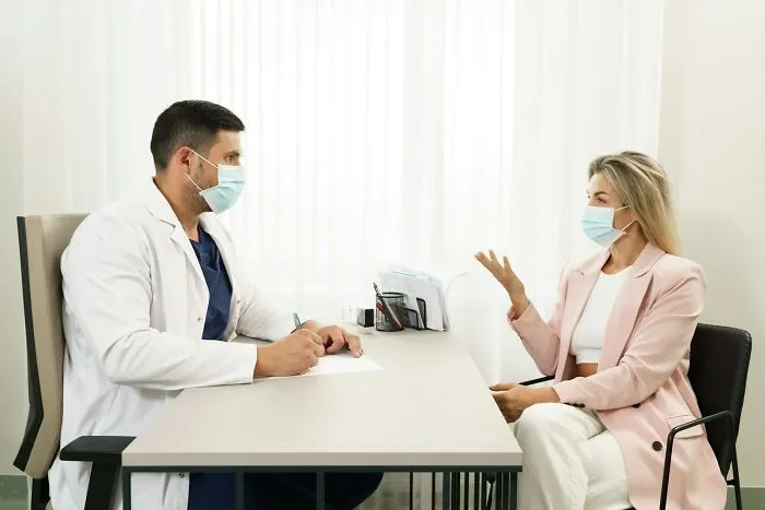 35 Doctor Horror Stories That Explain Why Being A Woman Is Hard
