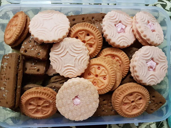 33 Stories Of People Getting Something Truly Priceless For The Low Cost Of $1