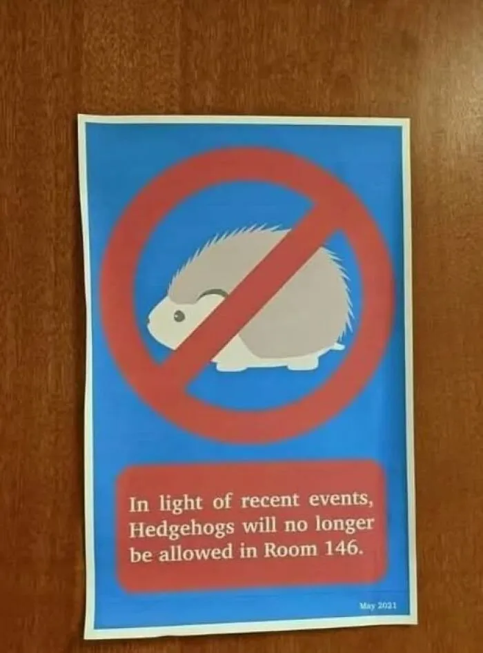 50 Of The Funniest Signs Ever Spotted In The Wild (New Pics)