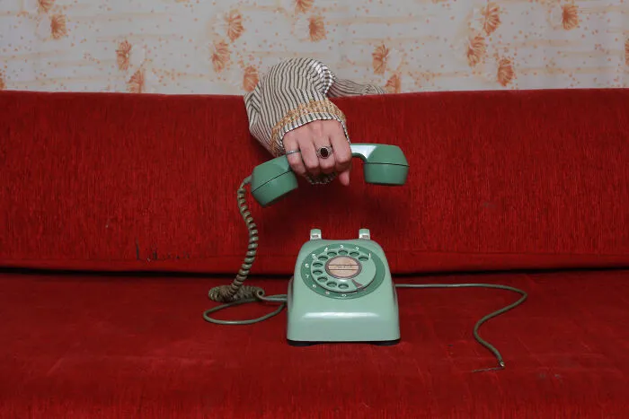 33 Iconic History Moments People Would Interrupt With A Quick Call