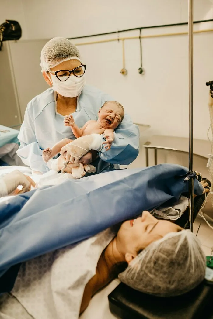 40 Wild Facts About Pregnancy, Birth, And Postpartum That Might Make You Rethink Your Life Choices