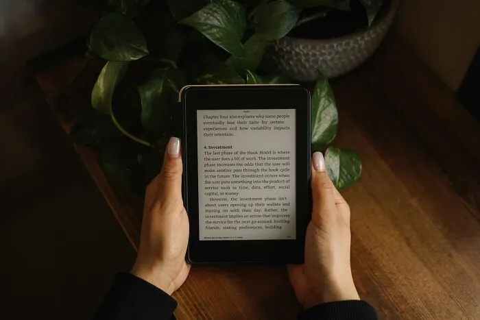 50 People Actually Read The Fine Print And Discovered They Were (Almost) Selling Their Souls
