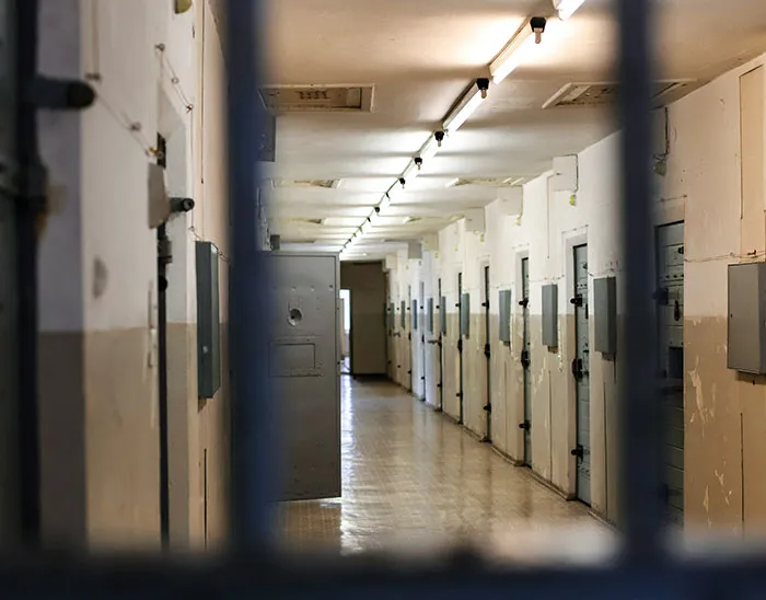 50 Stories When People Ruined Their Cases By Acting In Dumb Ways