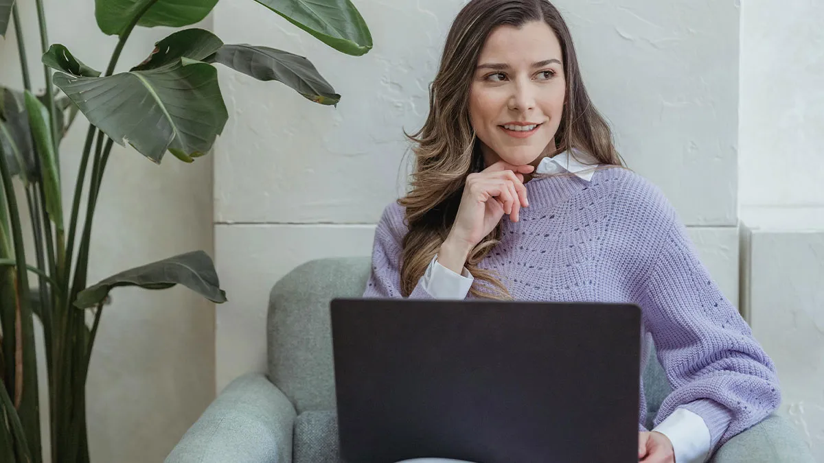 Manager Tells IT Employee To Cut Out Friendly Email Tone, Regrets It Once Things Turn Icy