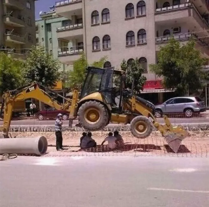 Jaja, mira a ese tonto bajo el sol