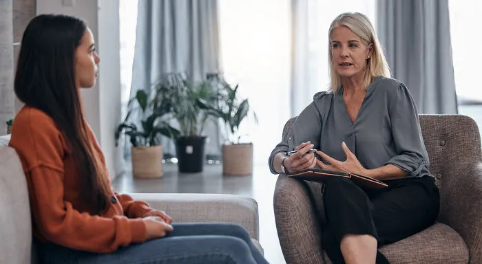 Therapists Reveal The Stories That Quietly Broke Their “No Judgment” Rule