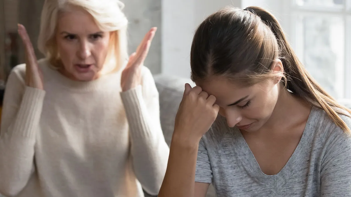 “I Am Crazy And The Kids Need To Be Removed”: Mom Threatens To Call CPS On Her Daughter As Revenge