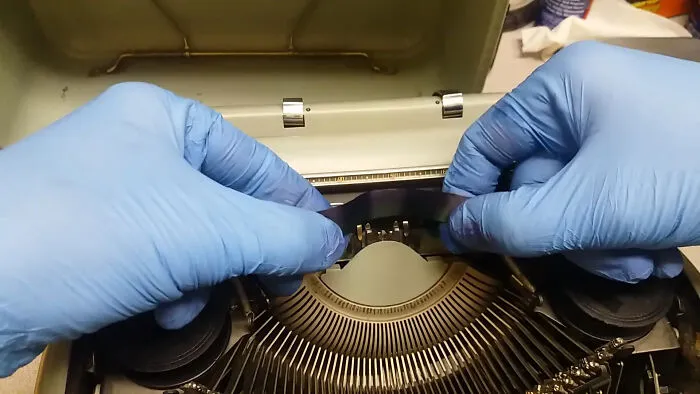 36 Things Folks Born Before 2000 Still Know How To Do By Heart Even Though They're Useless Now