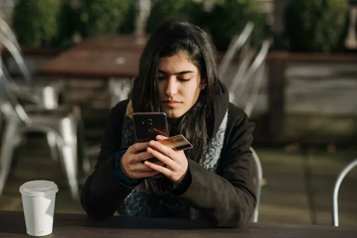 20 Personas comparten sus experiencias online más aterradoras