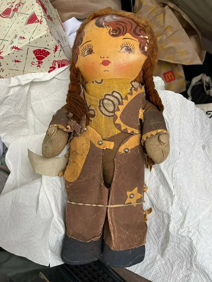 When My Dad Passed Away Recently, I Found These Things.  They Belonged To His Older Sister That Passed Away At The Age Of 16 In 1940.  I’ll Show You Guys More Later If You’d Like