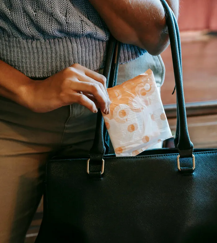 30 Bizarre Things Women Found Out Others Actually Go Through Too