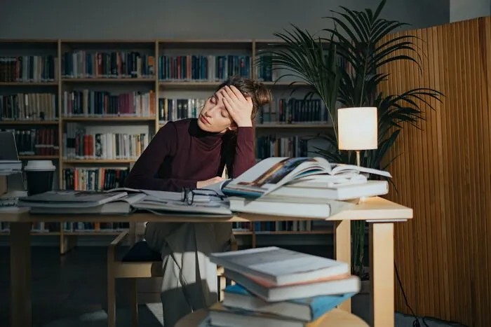 From Slouching To Procrastination, Here Are 37 "Harmless" Habits That Are Actual Disasters